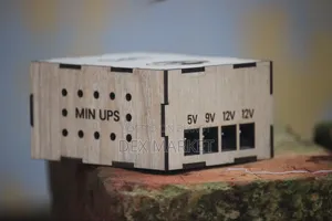 Router Mini UPS