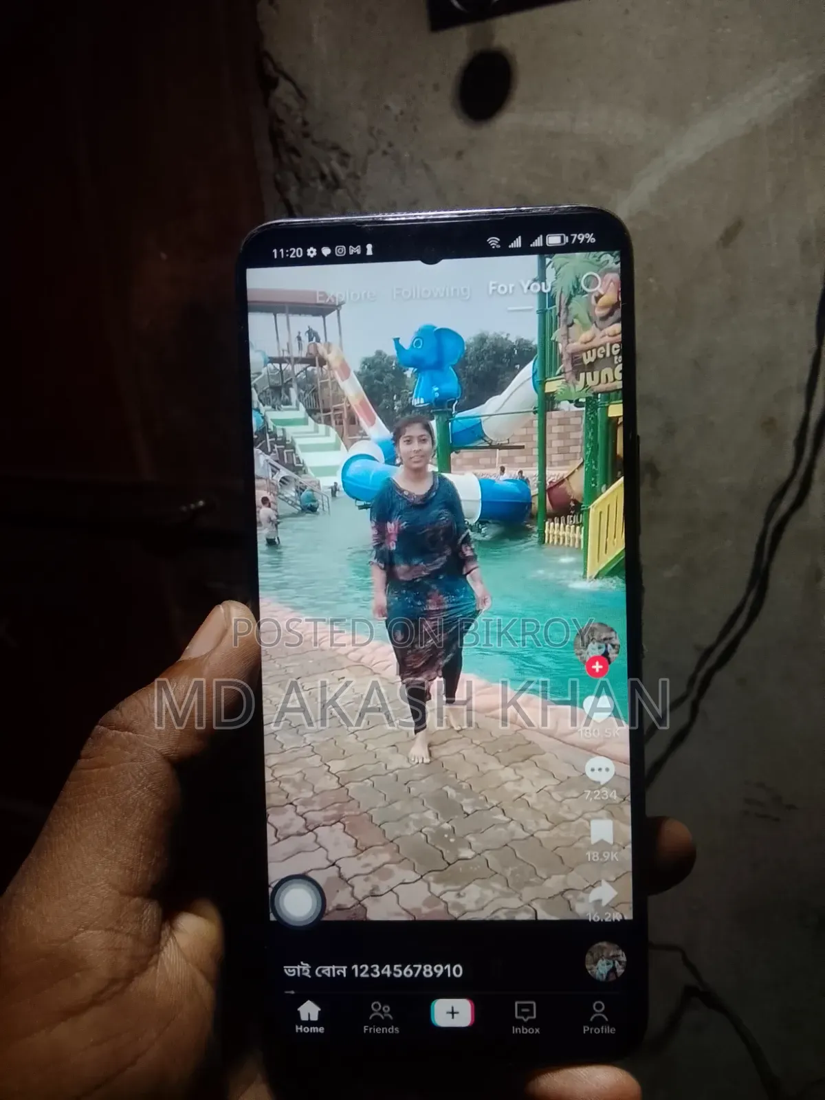 LG 8575 Samba Black