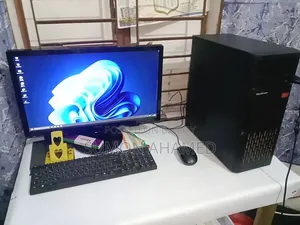 Desktop Computer 8GB AMD Ryzen 5 SSD 256GB