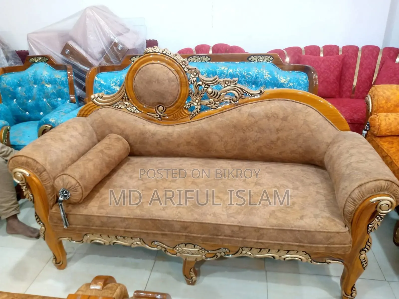 Original Teak Wood Divan at an Affordable Price