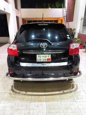 Toyota Auris 2011 Black