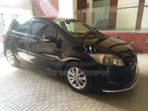 Toyota Auris 2011 Black