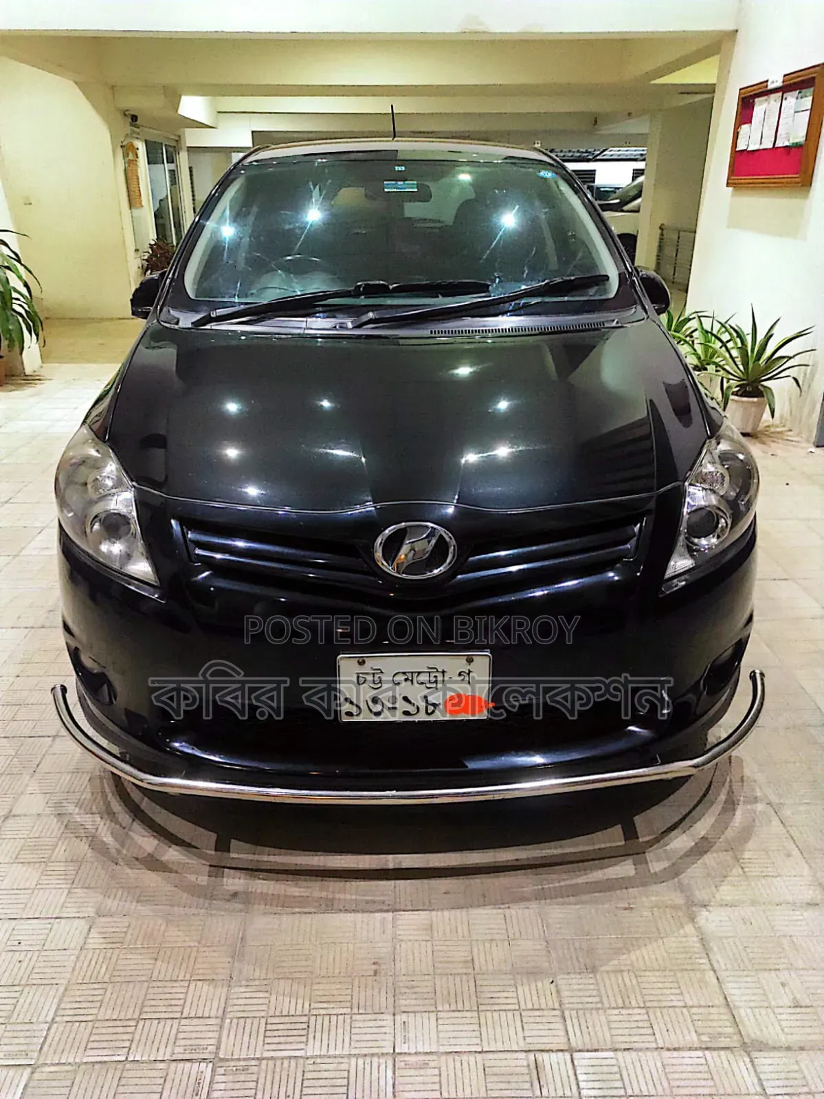Toyota Auris 2011 Black