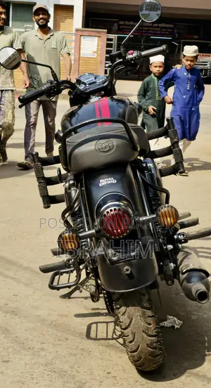 Royal Enfield Classic 350 2025 Black