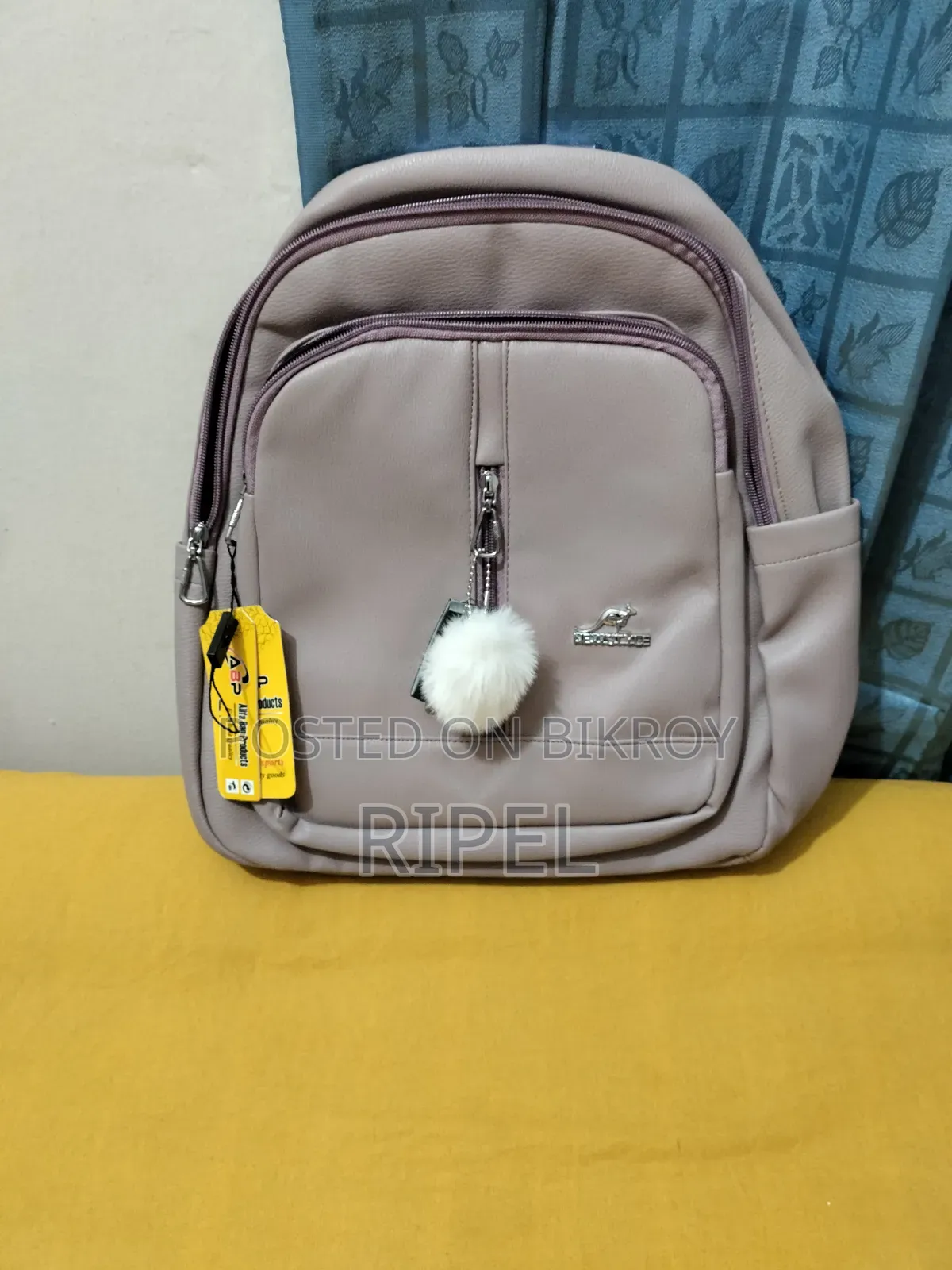 Premium Quality School Bag. Wholesale Price.