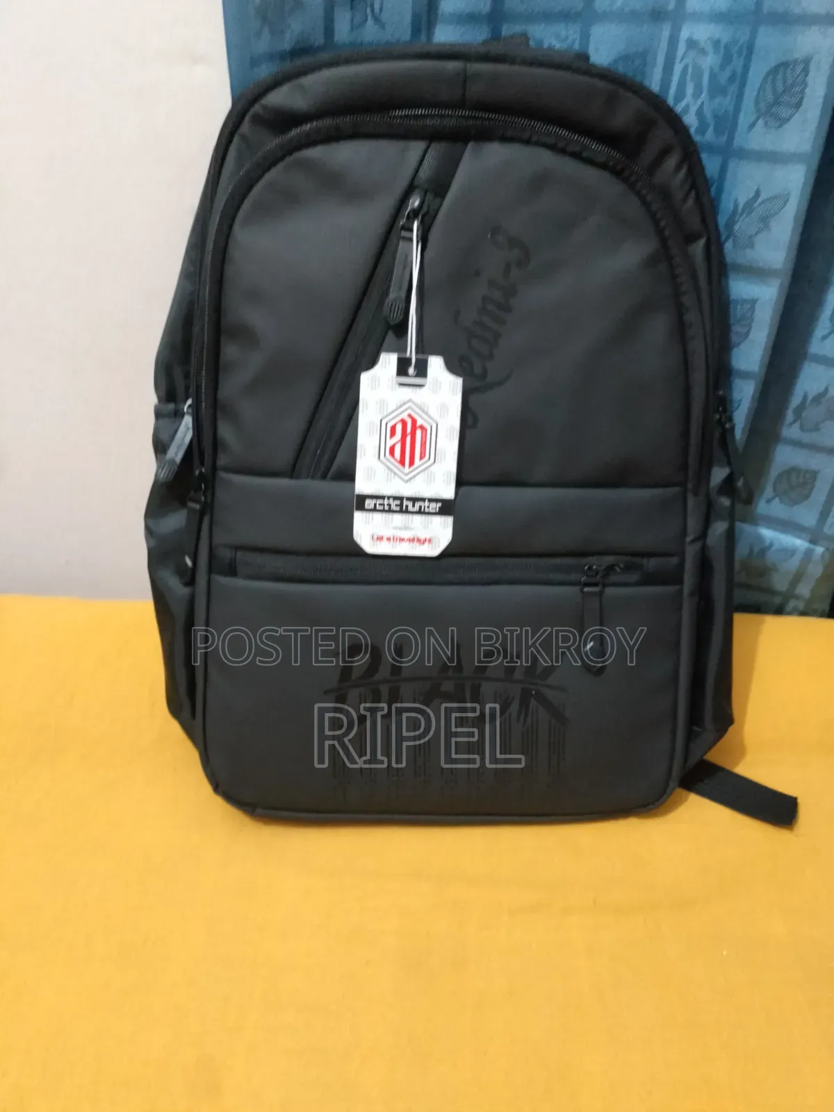 Premium Quality School Bag. Wholesale Price.