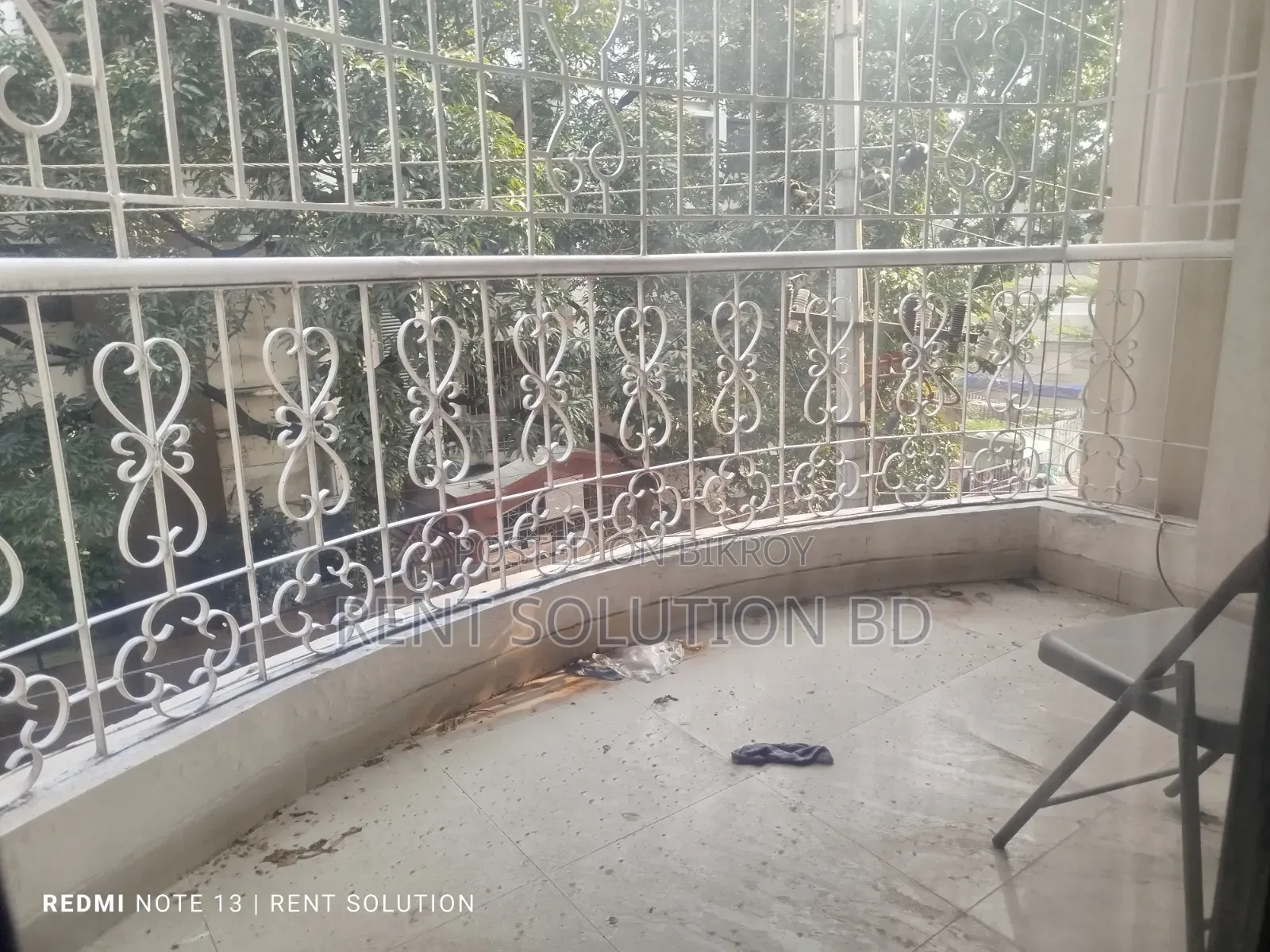 বিক্রয়ের জন্য রেন্ট সলিউশন বিডি, বনানীতে আসবাবপত্রসহ ৪ বেডরুমের অ্যাপার্টমেন্ট