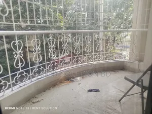 বিক্রয়ের জন্য রেন্ট সলিউশন বিডি, বনানীতে আসবাবপত্রসহ ৪ বেডরুমের অ্যাপার্টমেন্ট