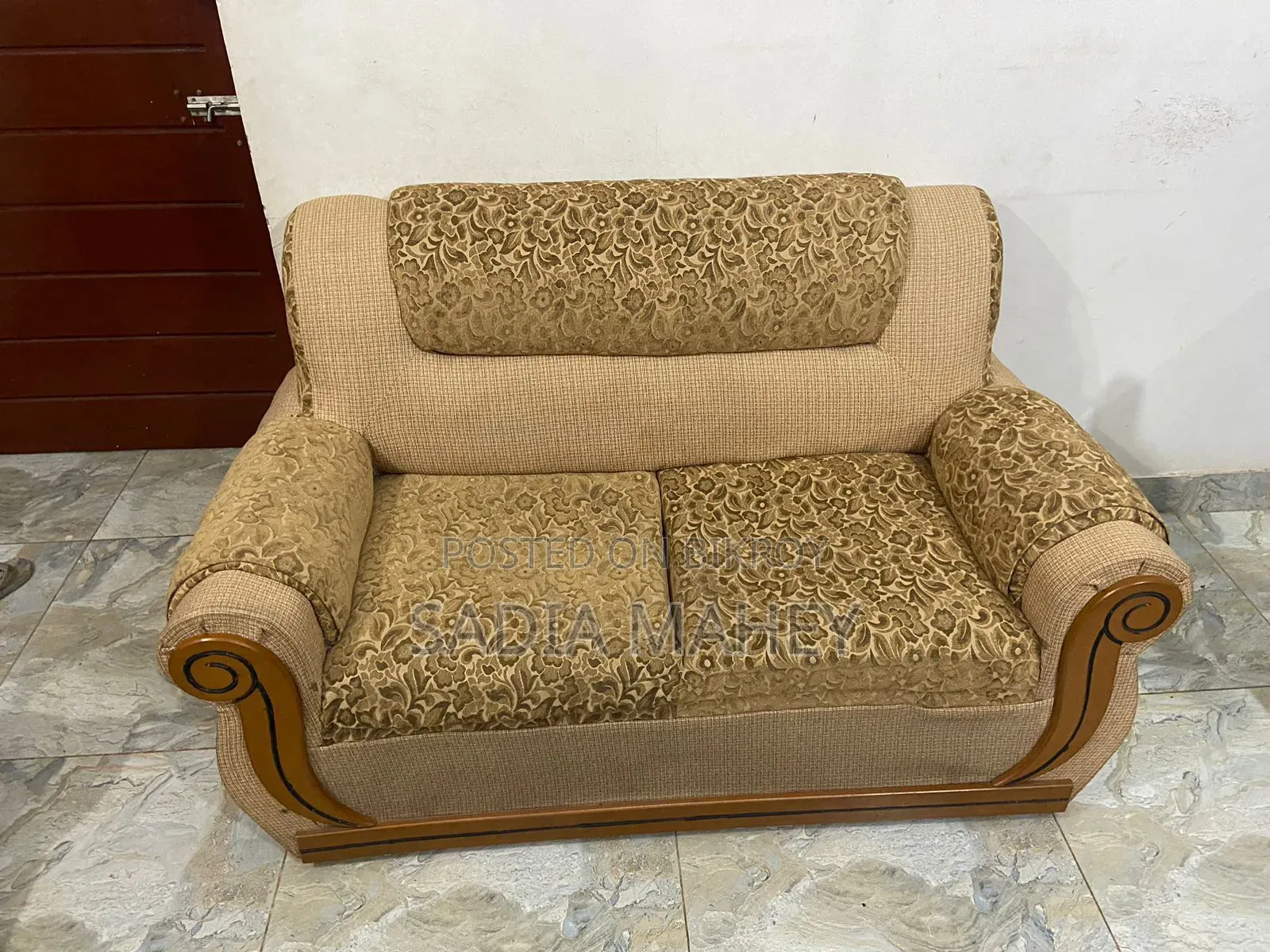 2+2+1 Sofa Set