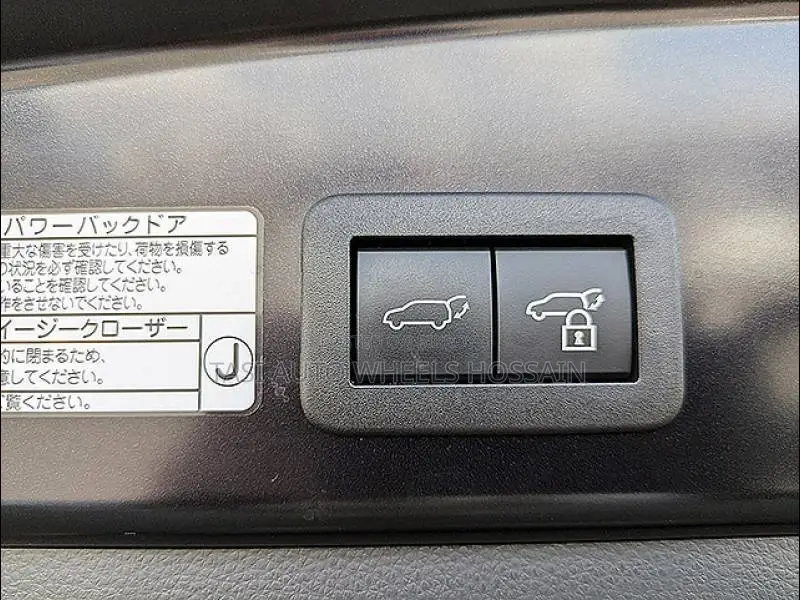 Toyota Corolla Cross 1.8 Hybrid AWD 2022 Black