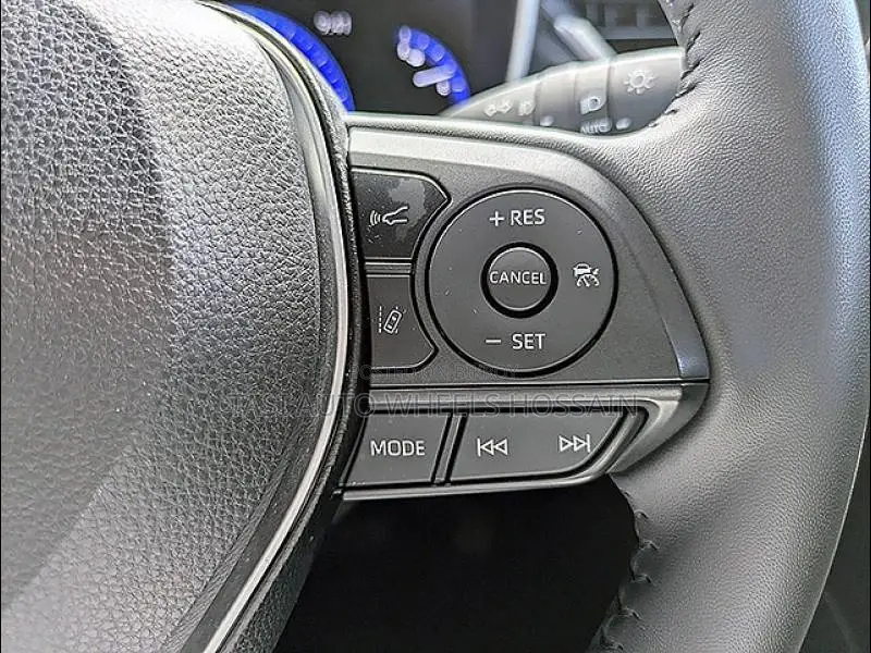 Toyota Corolla Cross 1.8 Hybrid AWD 2022 Black