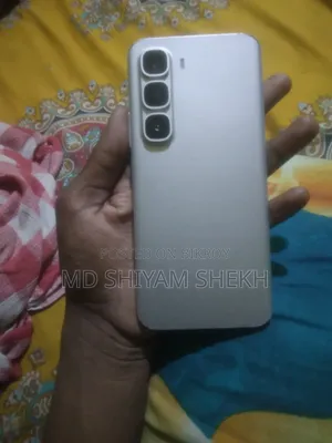 Infinix Hot 60 Pro+ 128 GB White