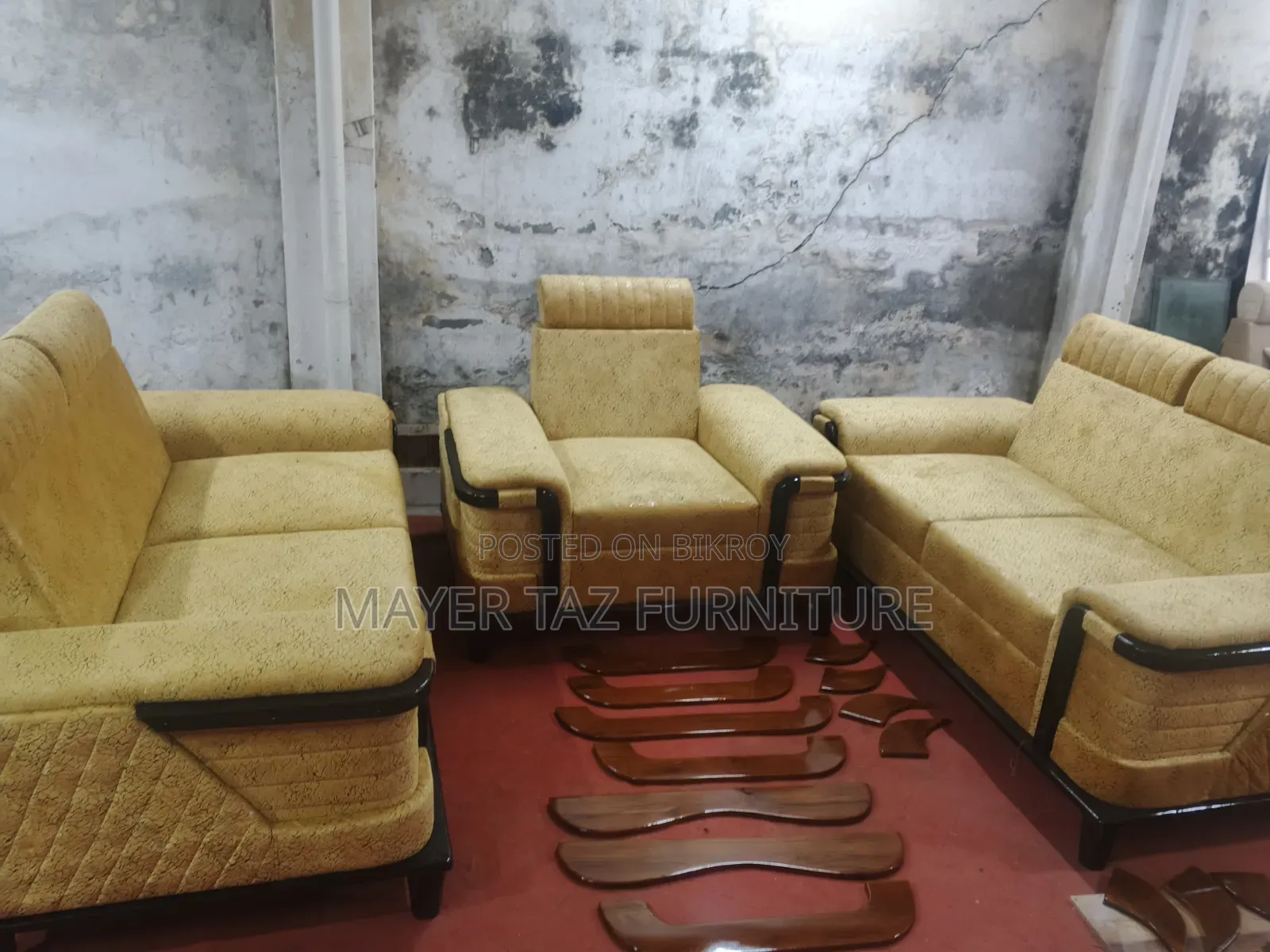 Buy your favorite sofa at wholesale rates