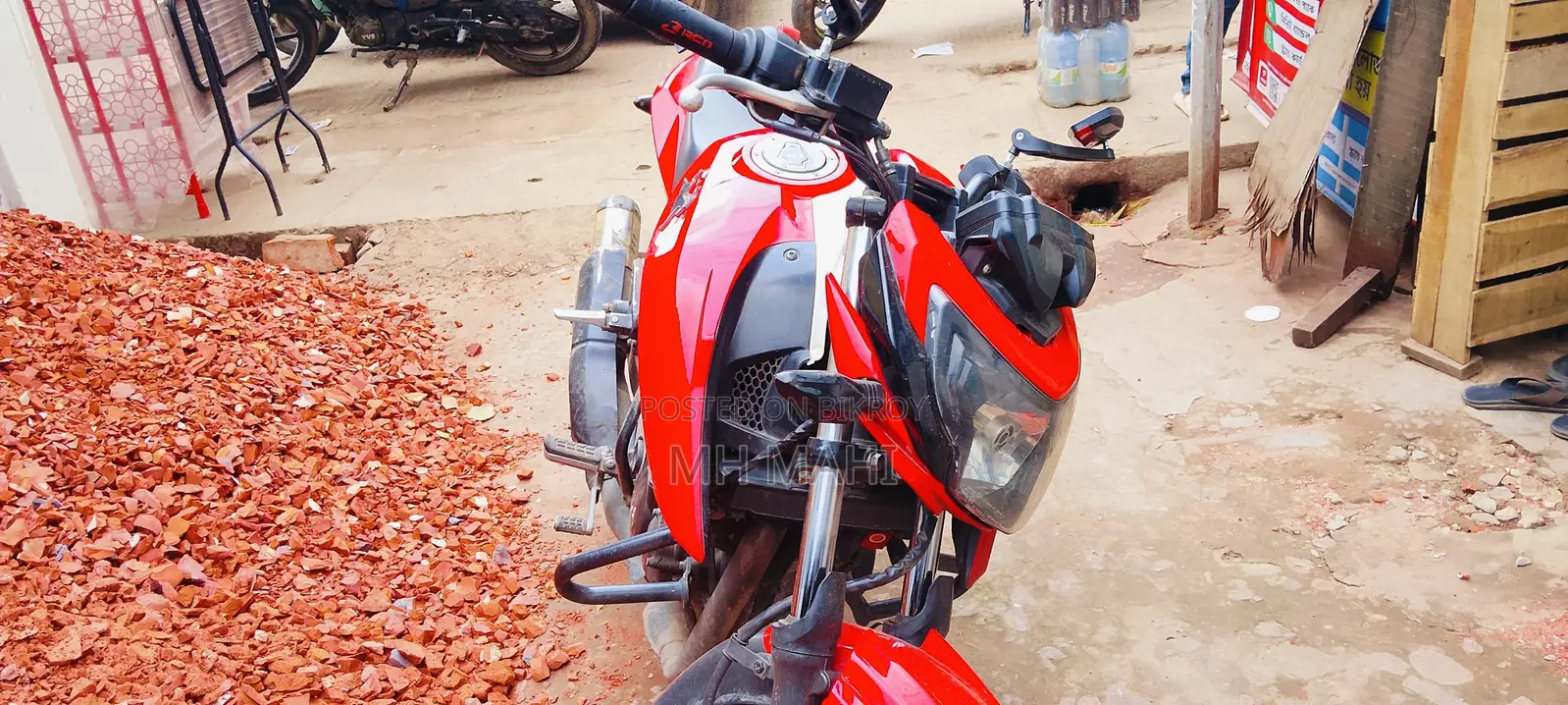 TVS Apache 160 4V 2020 Red