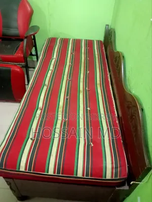 3-Part Facial Chair and Single Box Bed for Sale