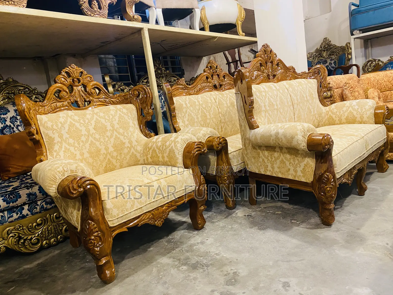 Exquisitely Designed 6-Seater Teak Wood Sofa Set