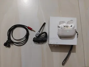 V8 Bluetooth Airbus Headphone