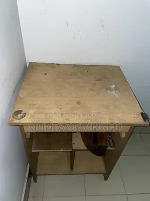 Otobi Computer Table