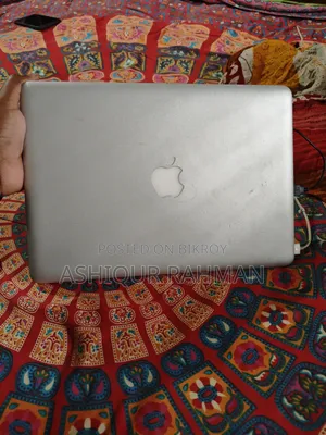 Laptop Apple MacBook 2012 8GB Intel Core I5 SSD 128GB