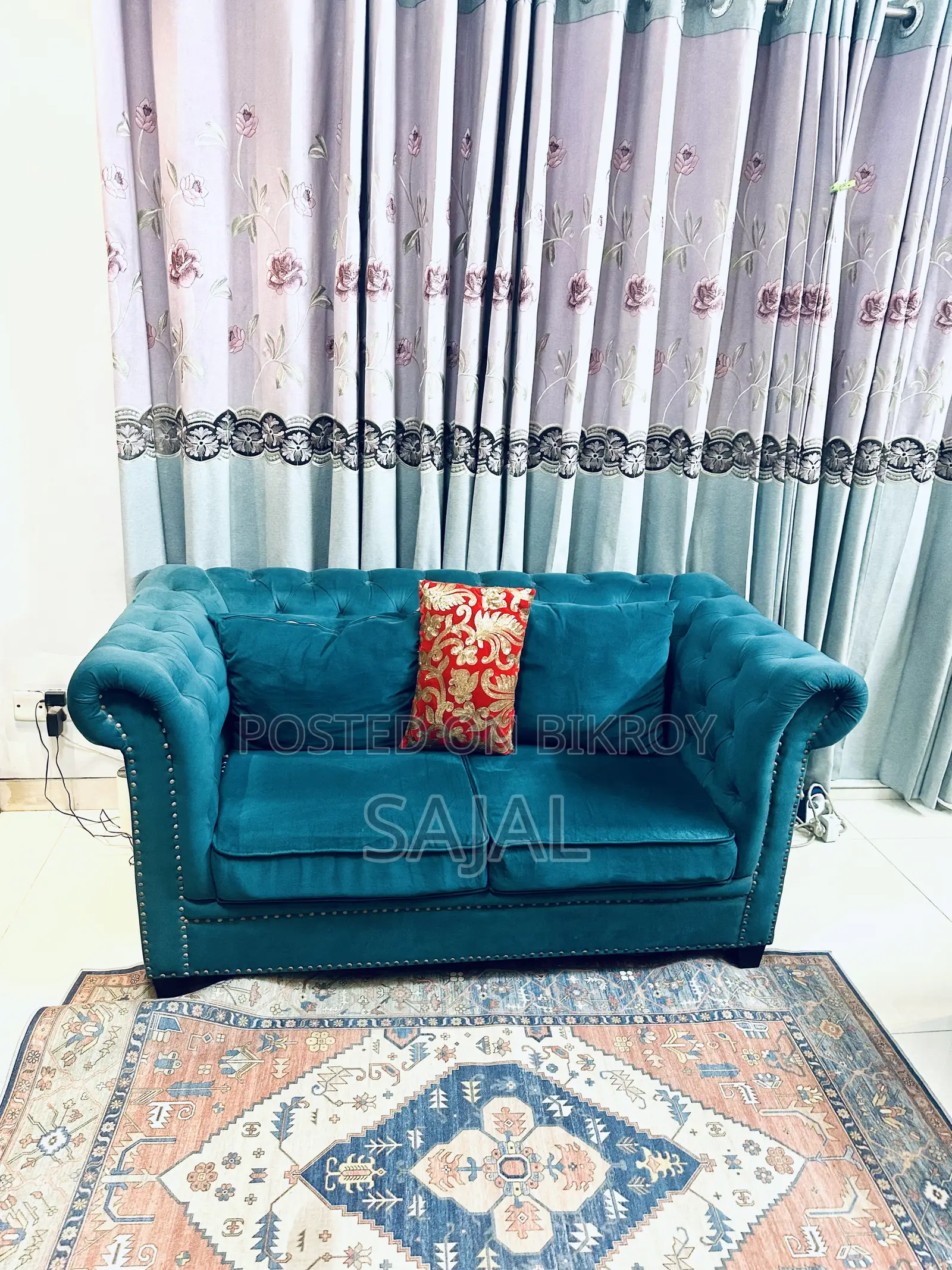2 Seats Sofa