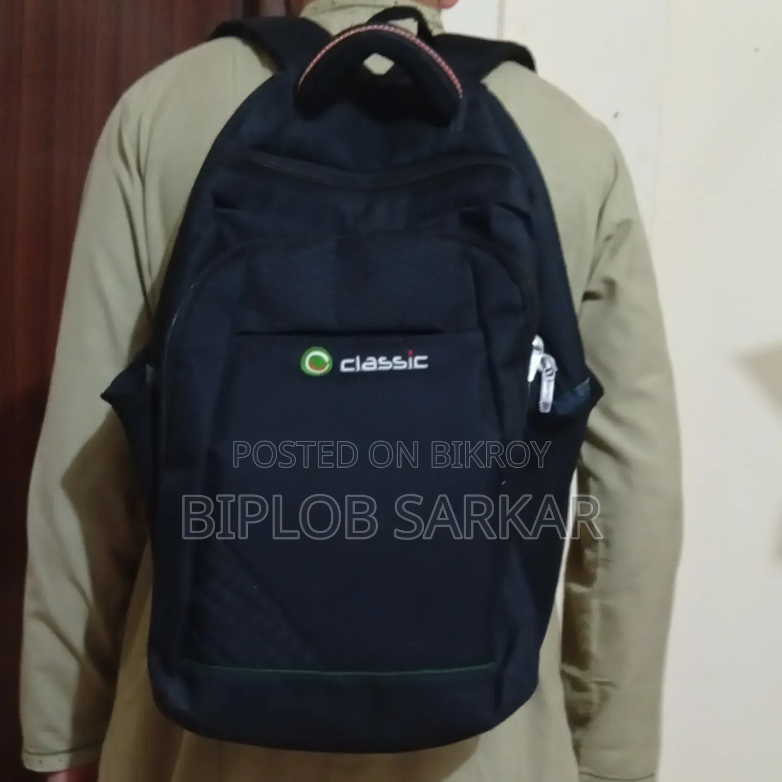পিঠ ব্যাগটি বিক্রি হবে