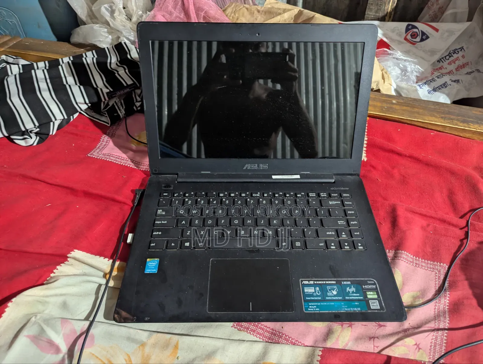 Laptop Asus VivoBook X540SA 4GB Intel Pentium SSHD+SSD 128GB