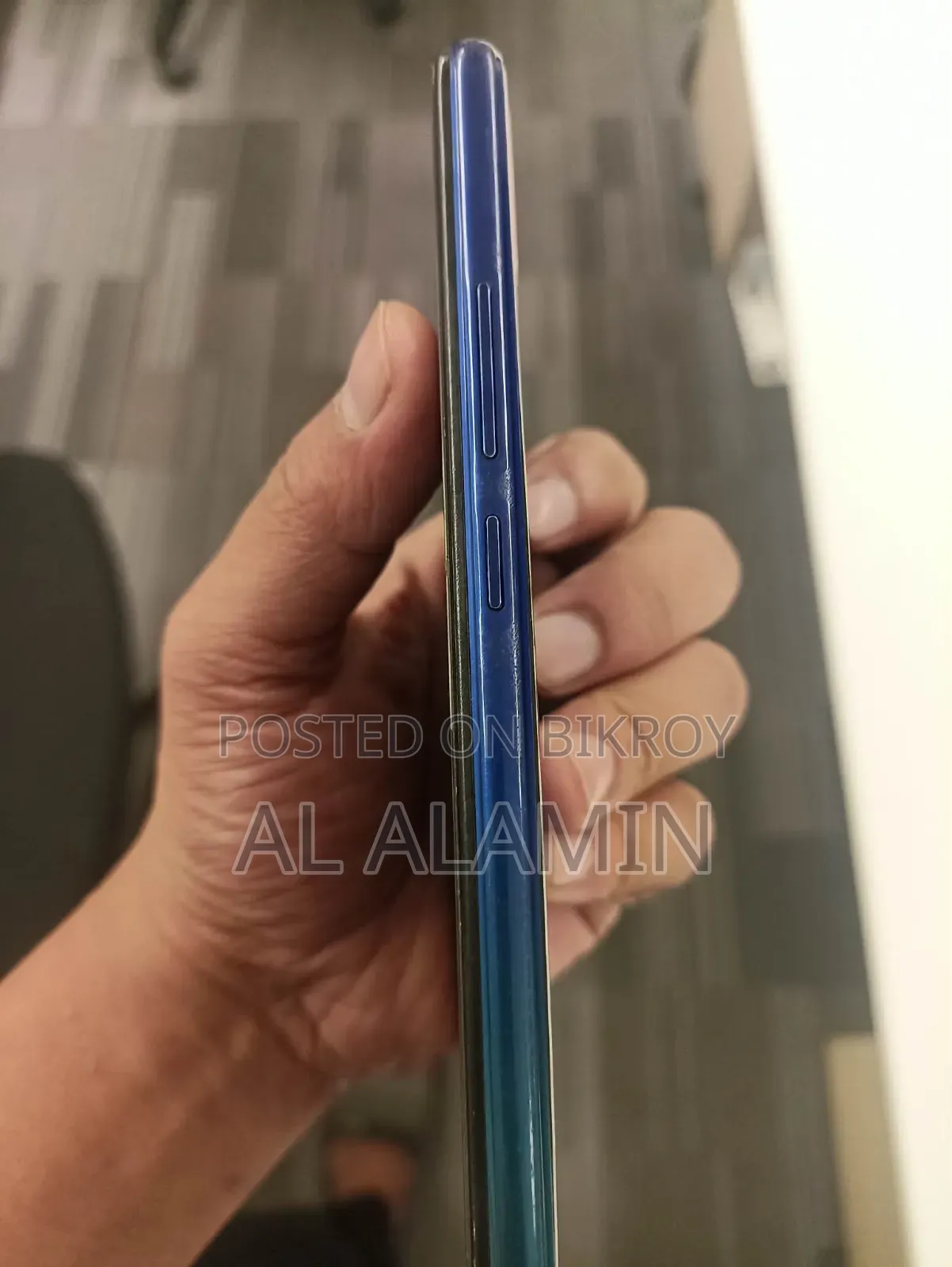 Vivo Y15 64 GB Blue