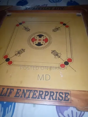 Carrom Board 28 Inch