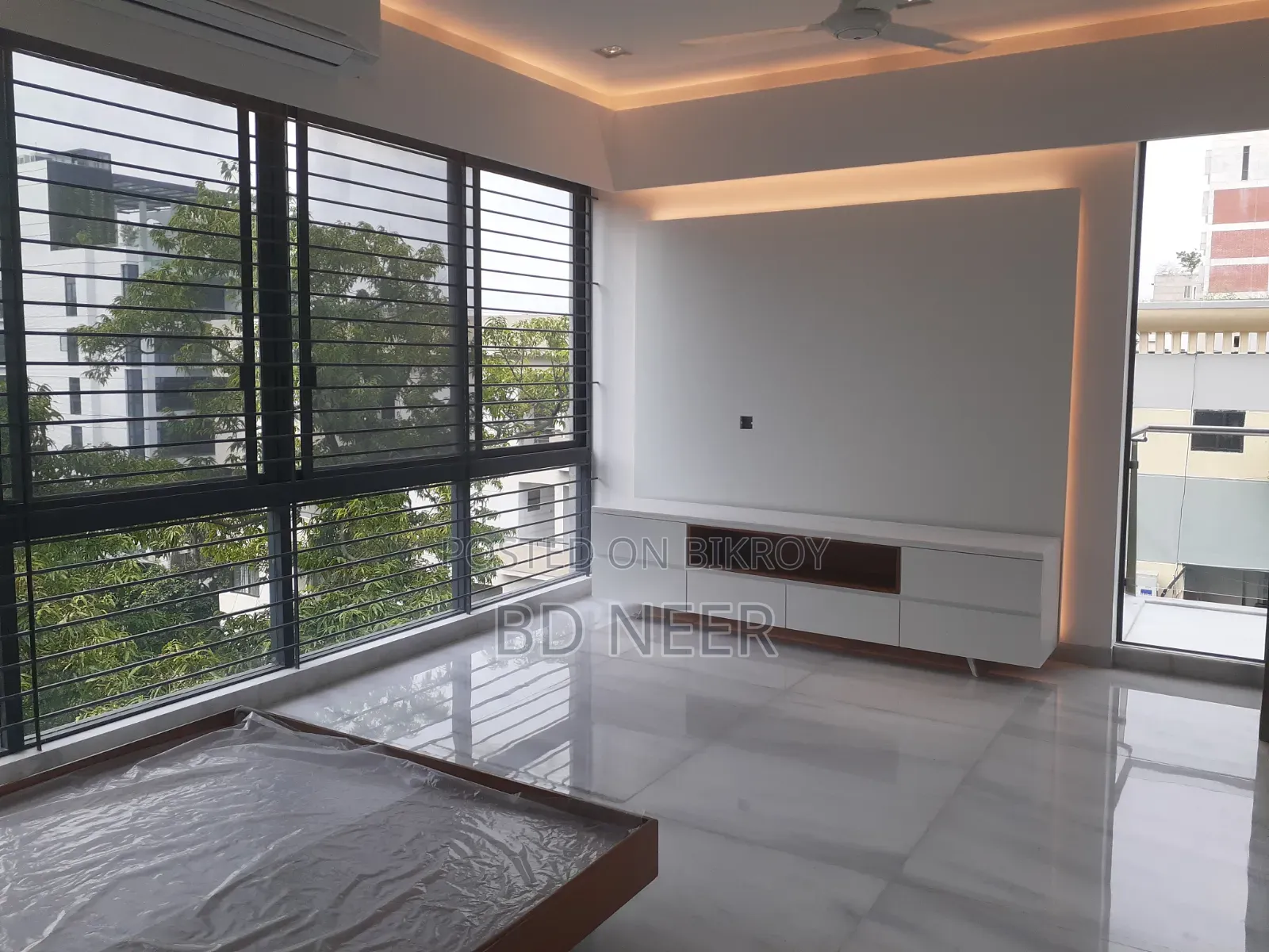 4 Bedroom Apartment in Gulshan for Rent