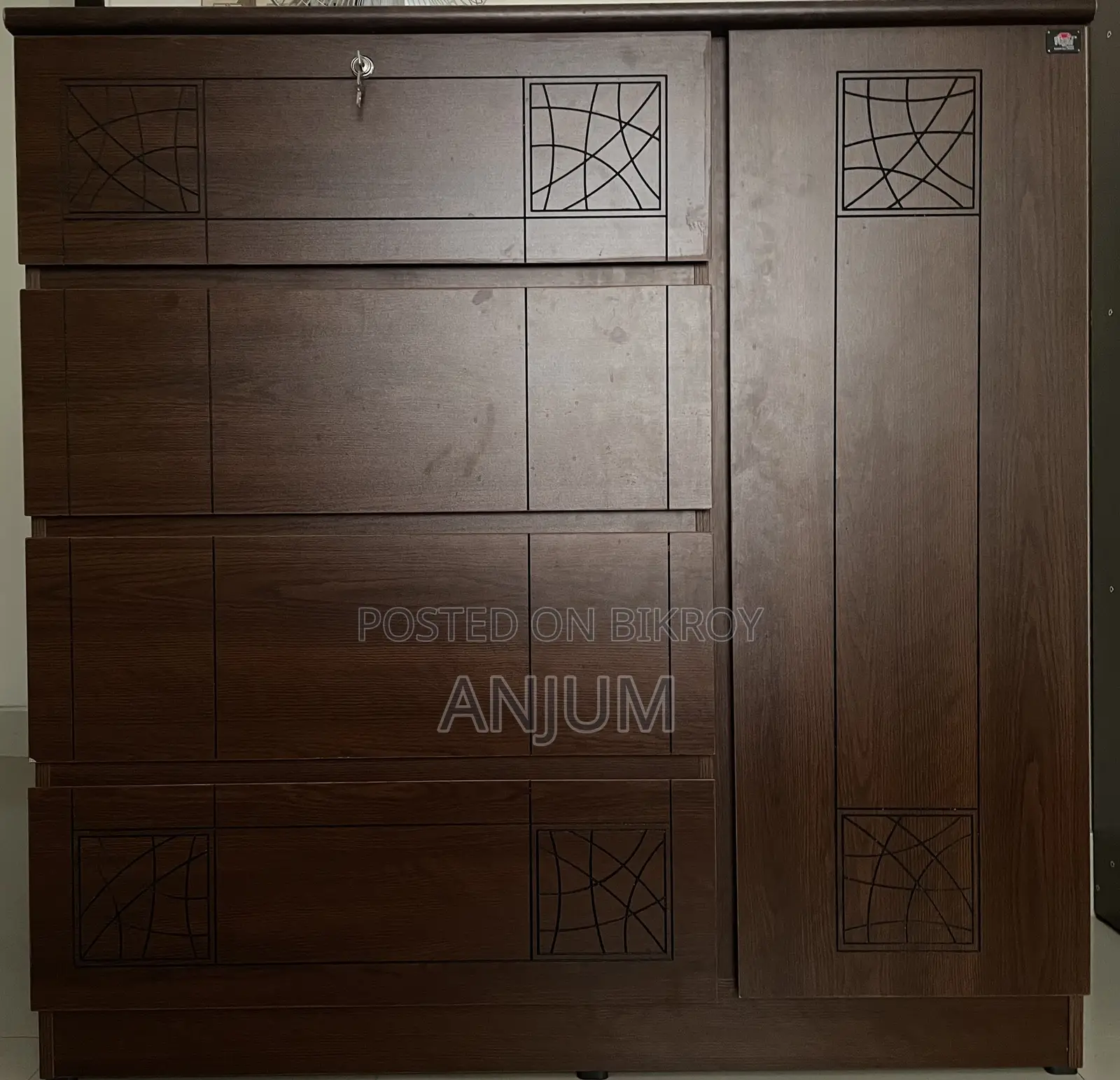 Regal Laminated Board Wardrobe