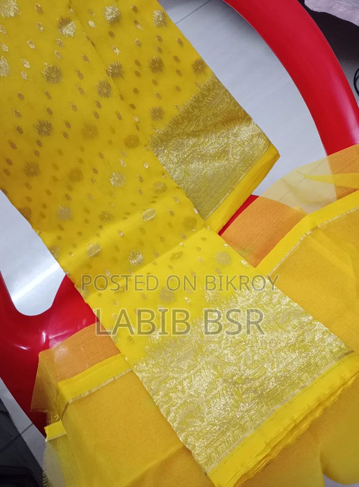 Intact Jamdani Work Saree