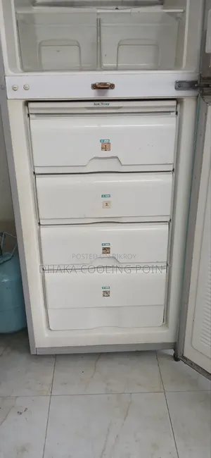 Recondition 261 Liter Fridge for Sale