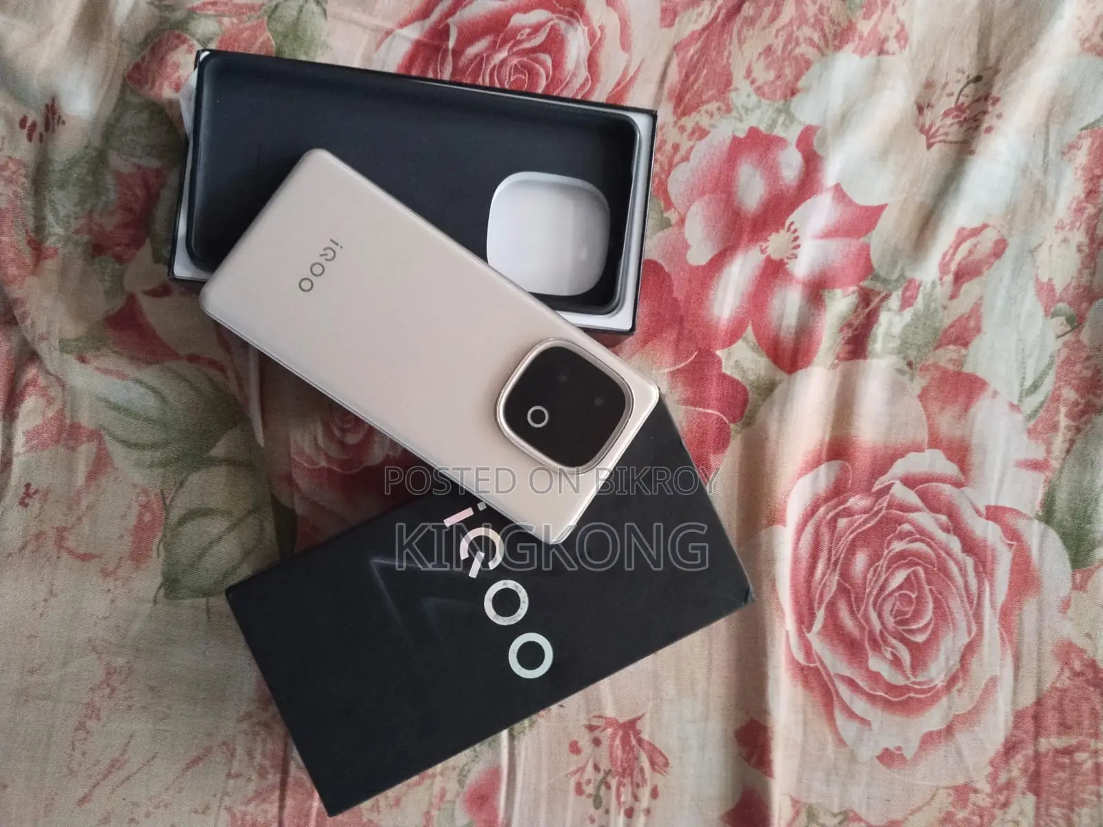 iQOO 11 256 GB White