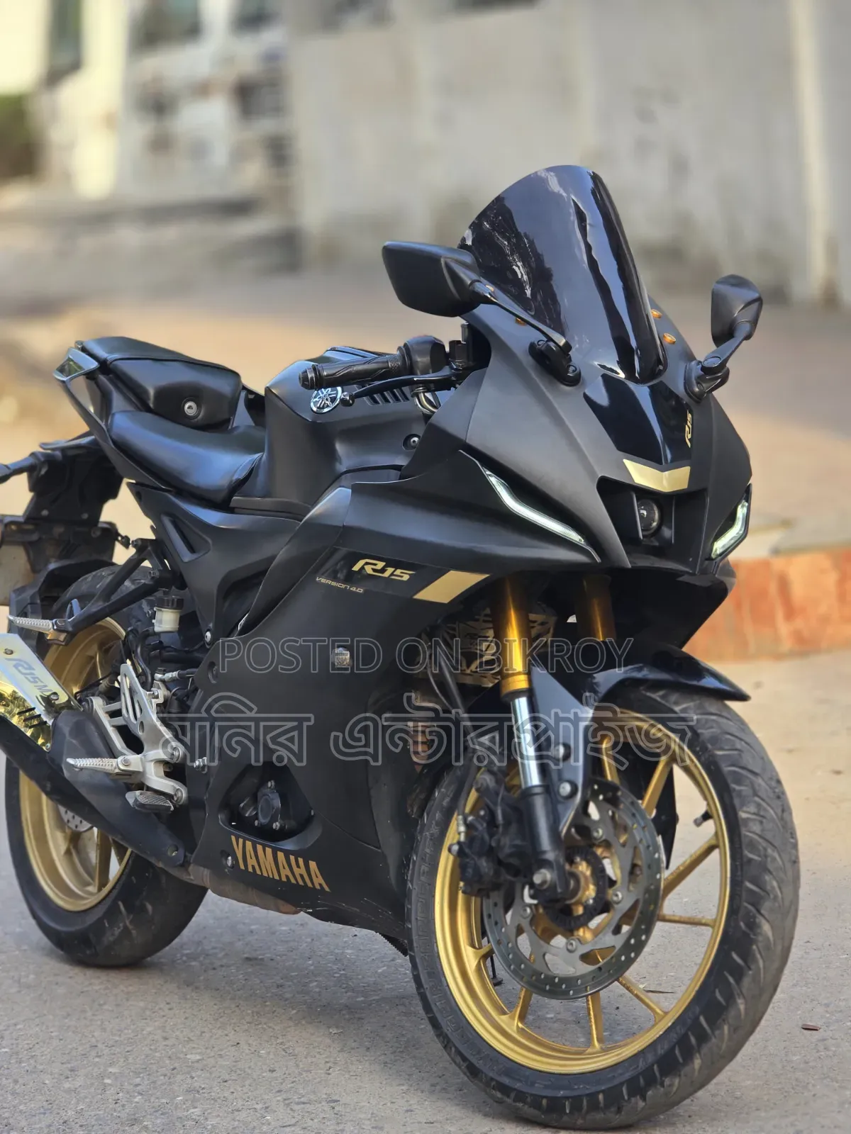 Yamaha R1 2023 Black