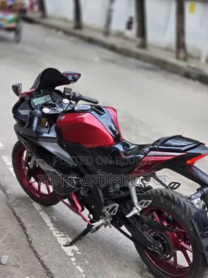 Yamaha R1 2018 Black