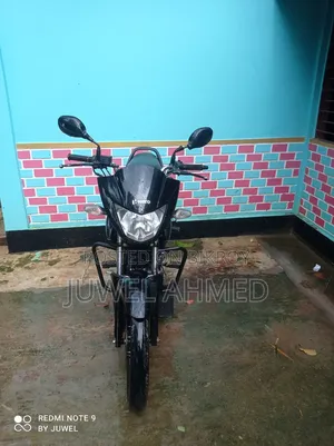 Hero Glamour BS4 2021 Black