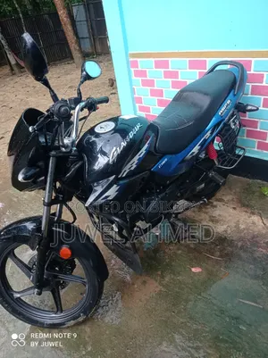 Hero Glamour BS4 2021 Black