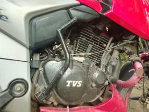 TVS Apache RTR 160 4V 2019 Red