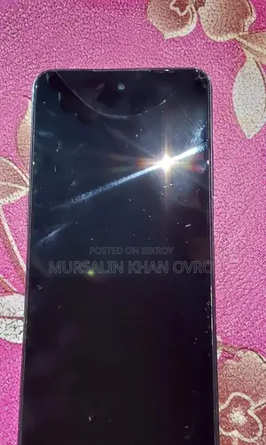 Infinix Hot 40i 128 GB Silver