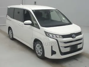 Toyota Noah 2022 Pearl