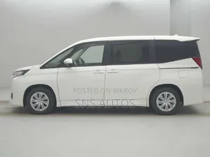 Toyota Noah 2022 Pearl