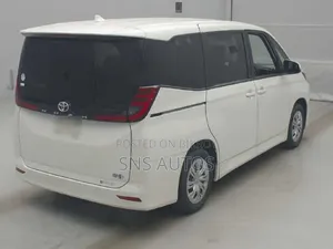 Toyota Noah 2022 Pearl