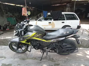 Honda Hornet 2018 Green