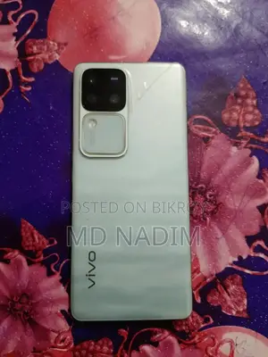 Vivo V30 Pro ২৫৬ জিবি ব্লু