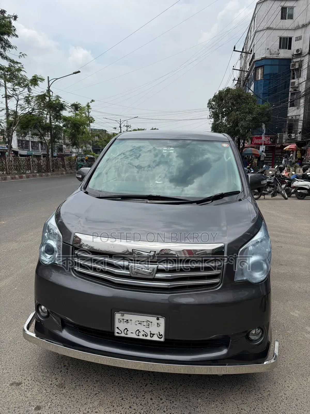 Toyota Noah 2010 Gray