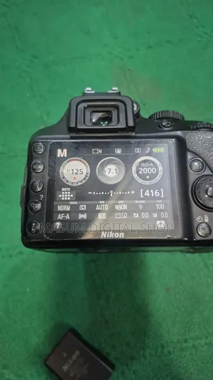 Nikon D 3400