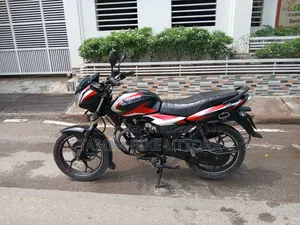 বাজাজ ডিসকভার ১১০ ২০২৩ ব্ল্যাক