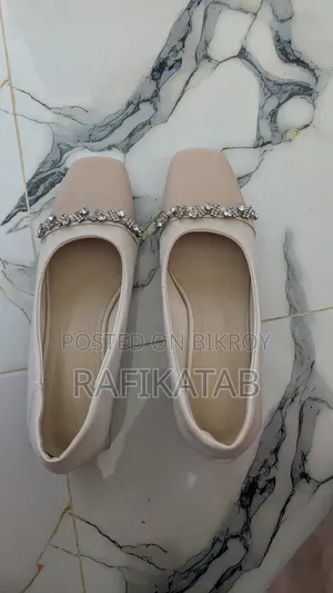 Ladies Unused Shoe