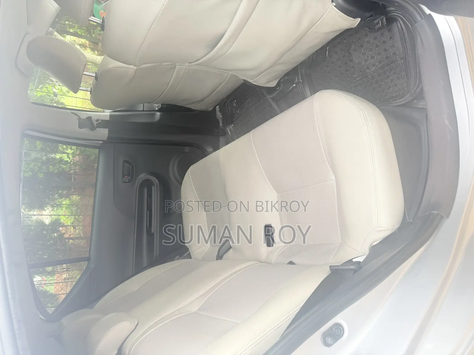 Toyota Aqua 2019 Silver