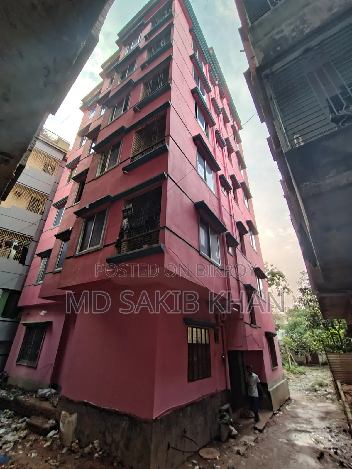 20-Bedroom Block of Flats for Sale at Khan Villa, Gazipur Sadar